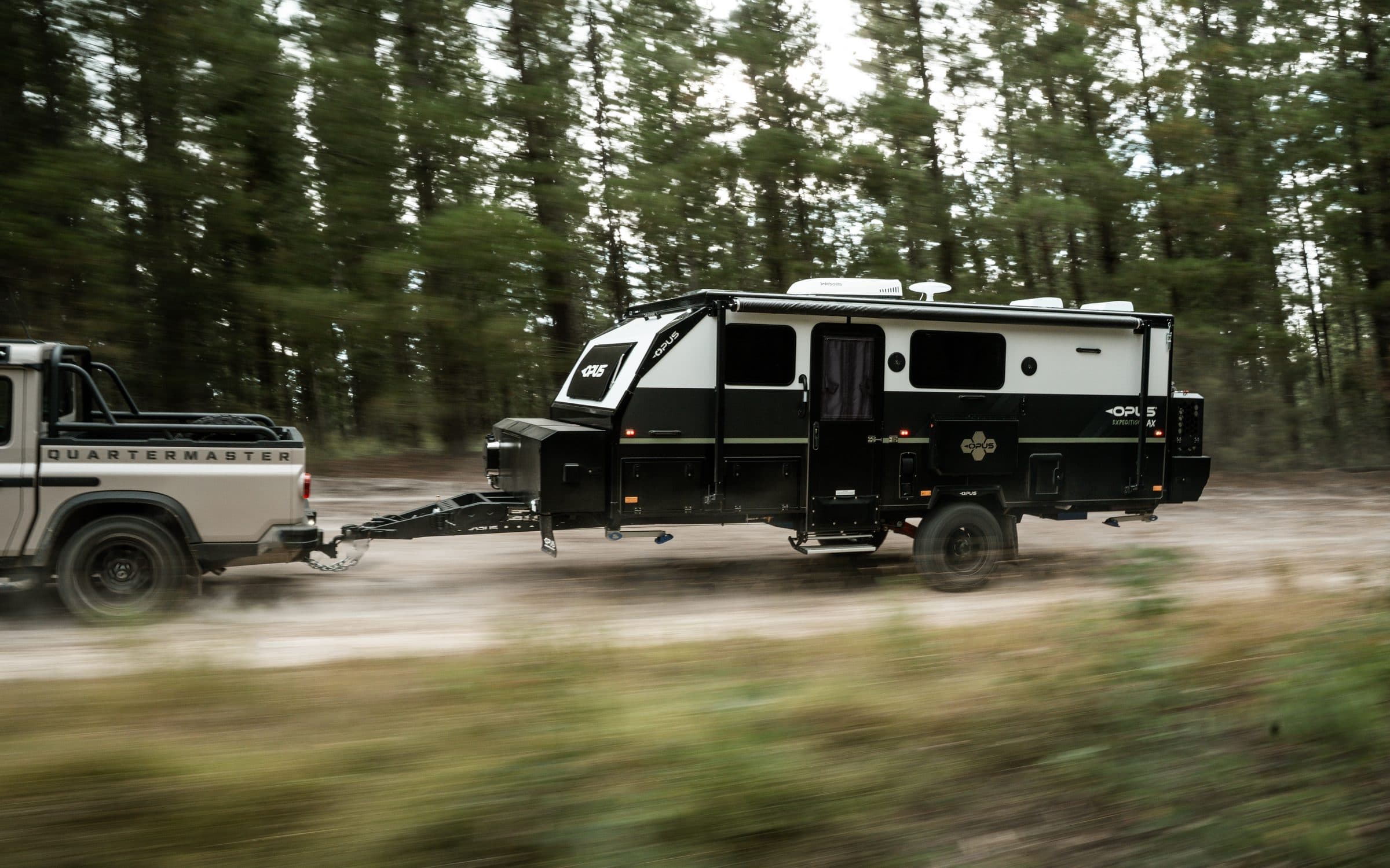 EXPEDITION MAX, Pine forest · dust trail